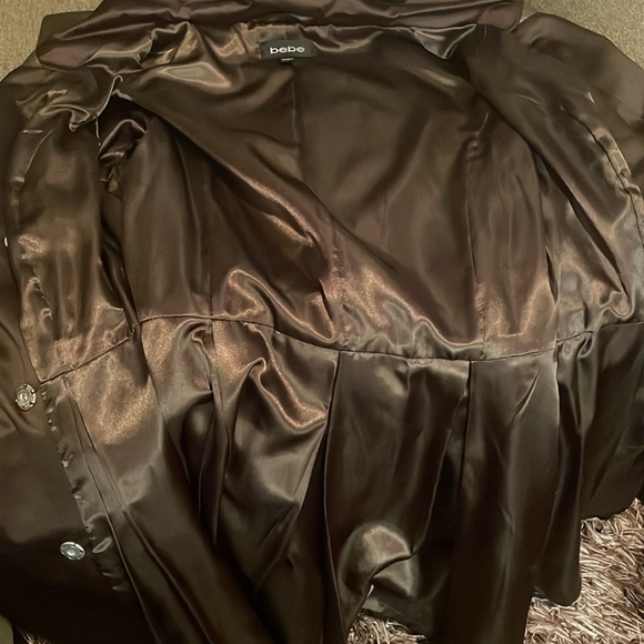 Bebe fit flair leather trim trench rain coat - Picture 4 of 8